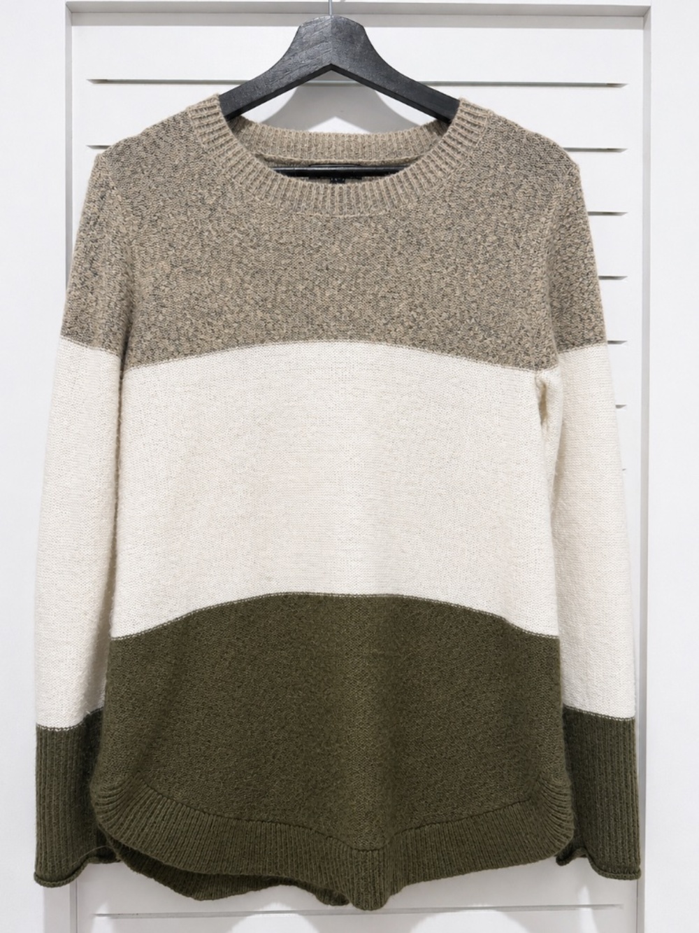 Lety & Me Colorblock Sweater Size Large Olive Cream